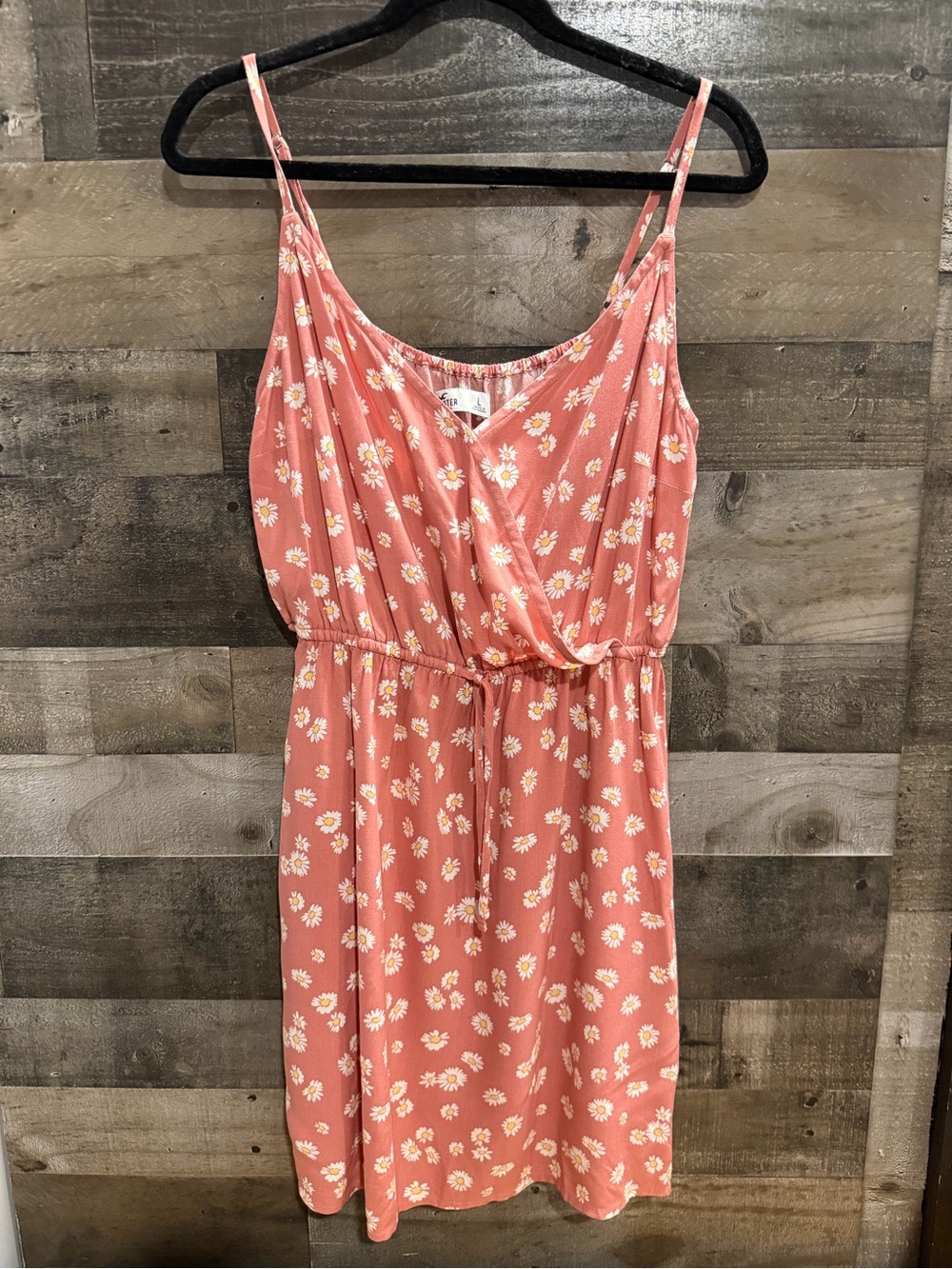 Hollister Coral Pink Daisy Print Spaghetti Strap Dress